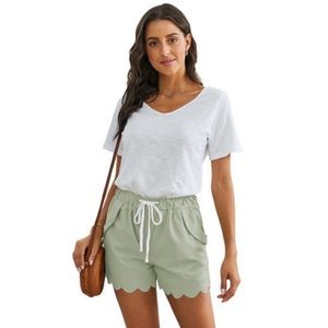 Scalloped Hem Shorts light green